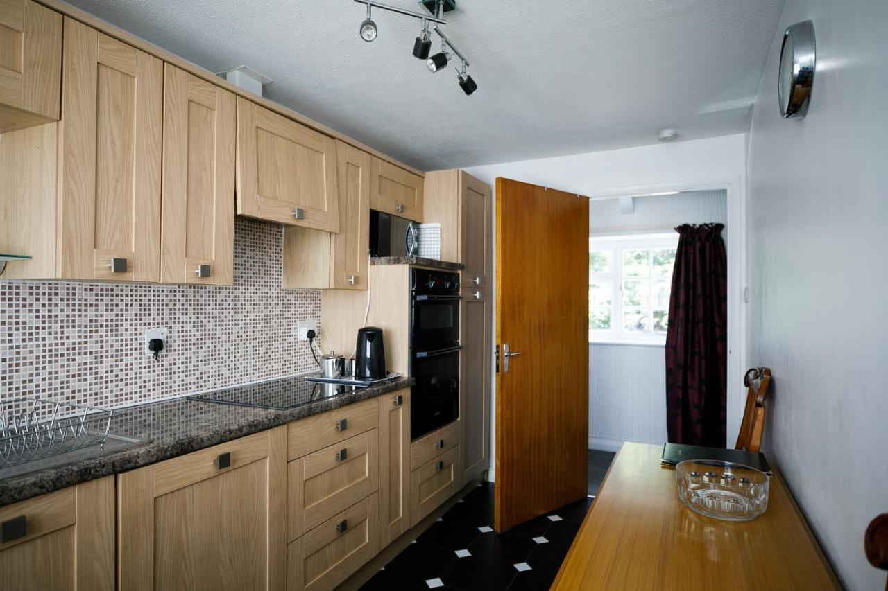 Mews Flat Apartment เท็นบี ภายนอก รูปภาพ